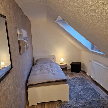 Ferienwohnung/monteurunterkunft 2.0 Leopolshall *