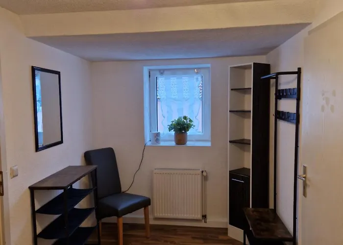 Ferienwohnung/monteurunterkunft 2.0 Leopolshall Lägenhet